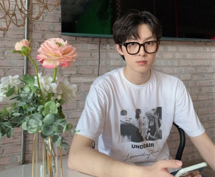 青3创4潜力股预览！翻版宋威龙浓颜出圈，这颜值能火成顶流吗？