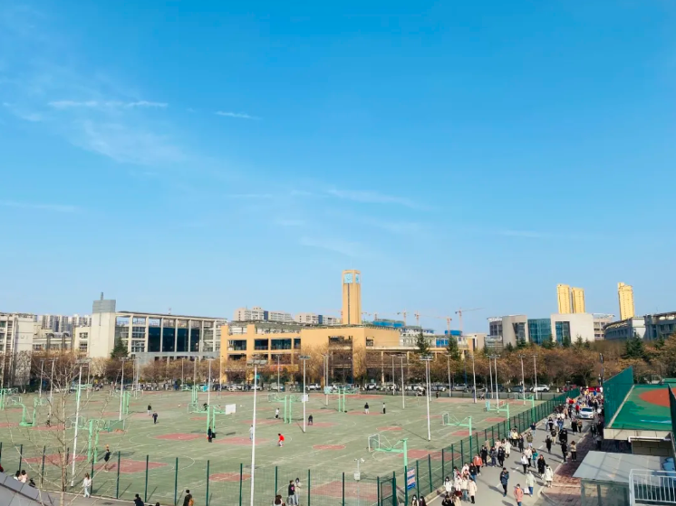 惊艳眼球！最近，陕西高校“最美校花”高清大图曝光