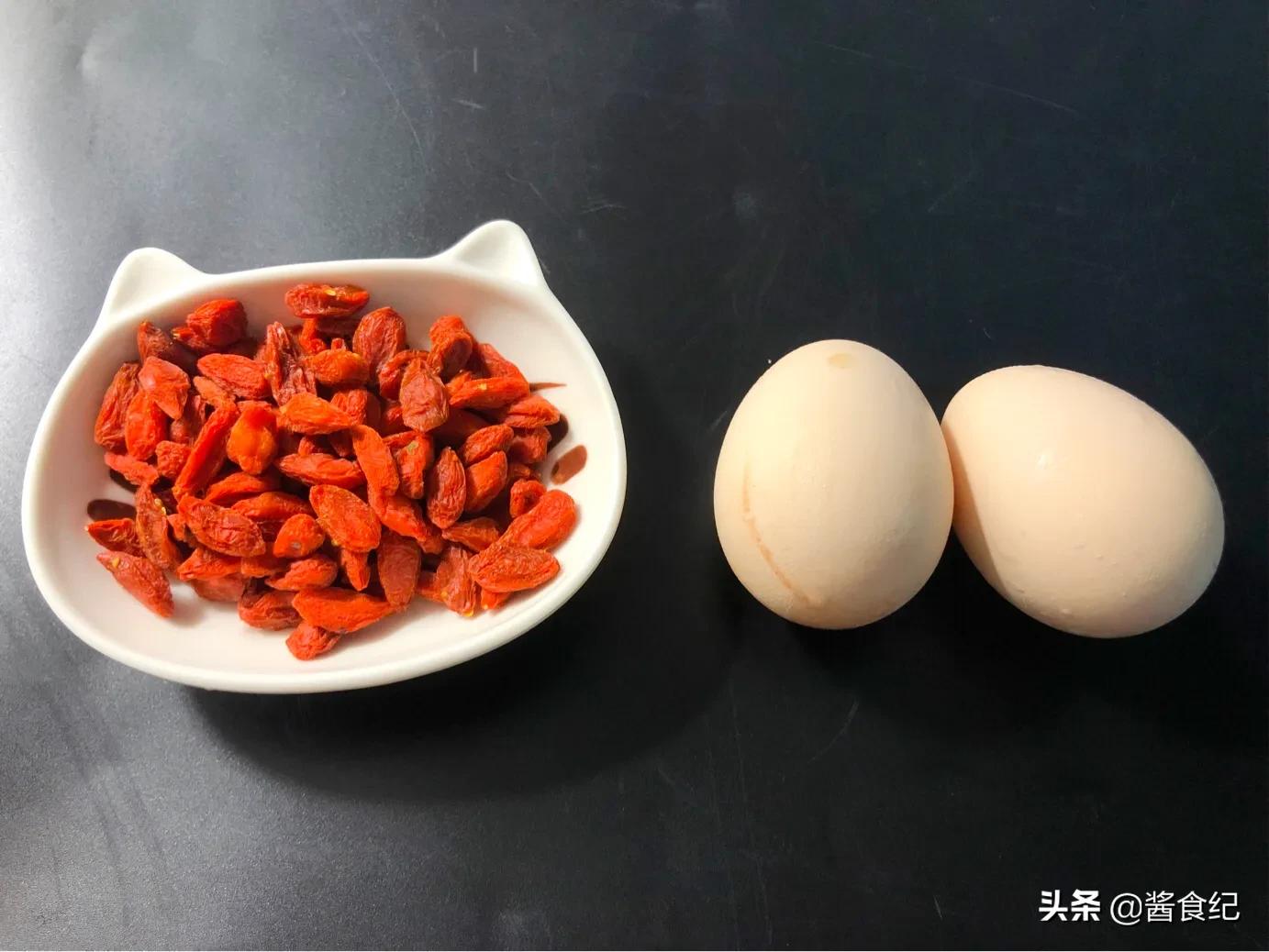 枸杞搭配鸡蛋，原来好处这么多，很多人还不知道，太实用了