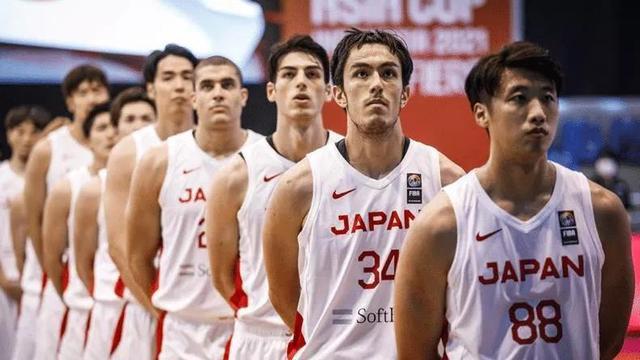 为什么nba没日本球员(日本男篮要凉？队内本土球员寥寥无几，八村塁渡边NBA至今未出场)