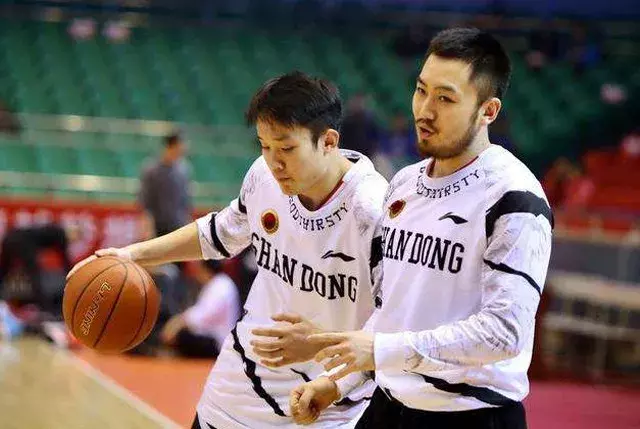 睢冉为什么离开nba(26岁睢冉因何退役？不是能力不行而是这般原因，4年前就有迹象)