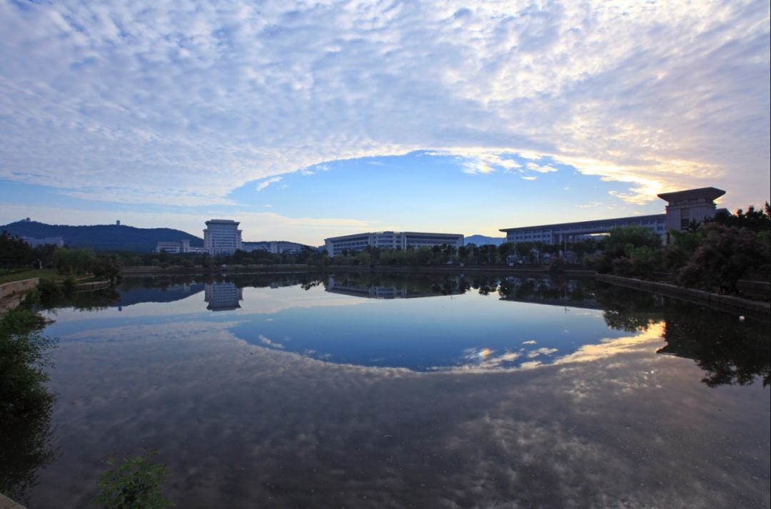 从科研支持到子女教育，这所高校引才不来虚的！