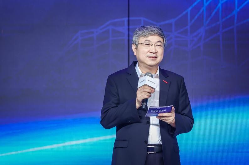 捷途汽车品牌独立，“旅行+”战略进阶，“昆仑”架构新车亮相
