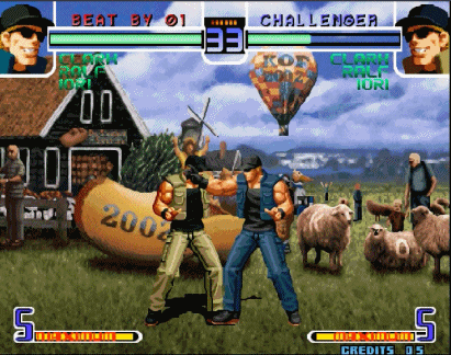 经典街机《拳皇》1P和2P一起摇大招，结果和想象的不一样