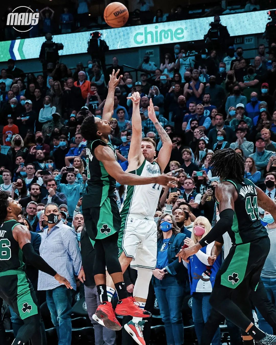 为什么nba鞋子下架了(喜旧厌新？为什么NBA都见不到耐克新款团队鞋了)