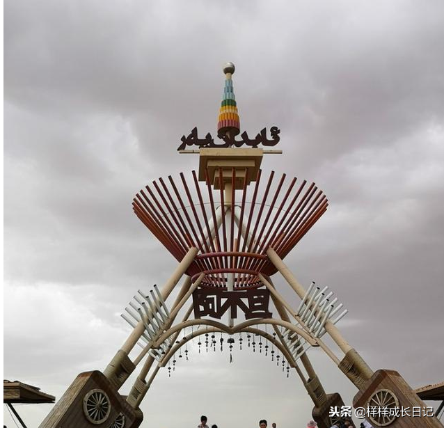 一家三口自驾去新疆，环南北疆27天15000公里，吃住行玩详细攻略