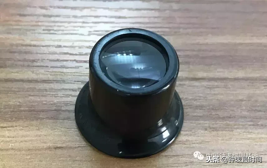 开一家钟表维修店需要什么？