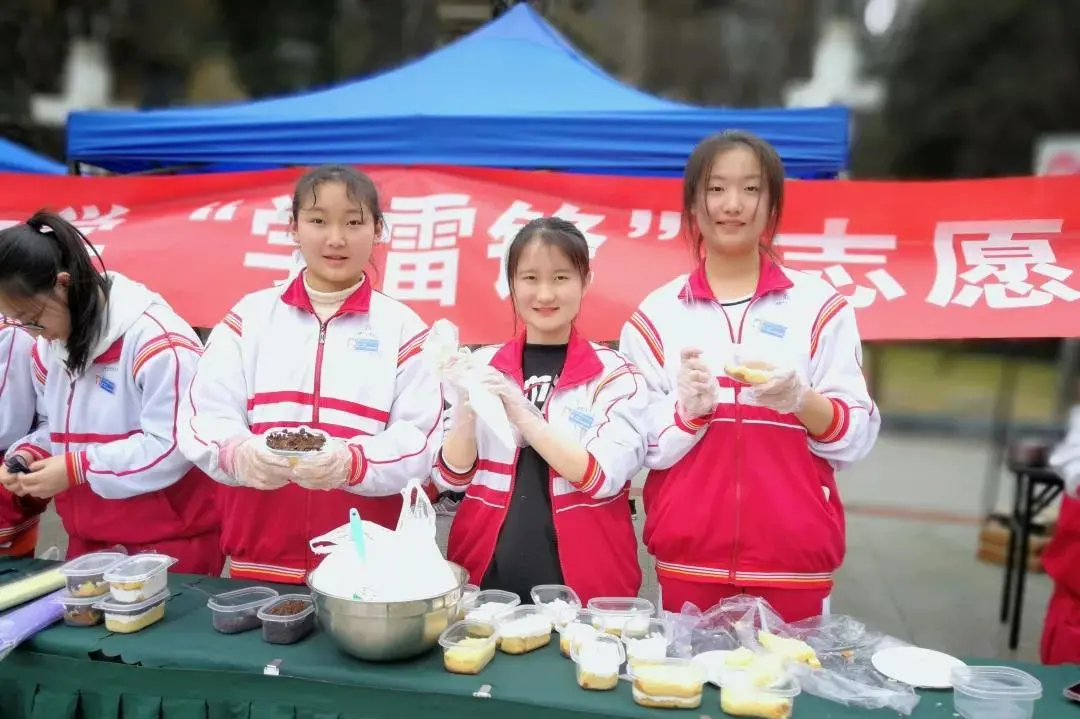 被誉为服务明星的沃土，这所学校不简单