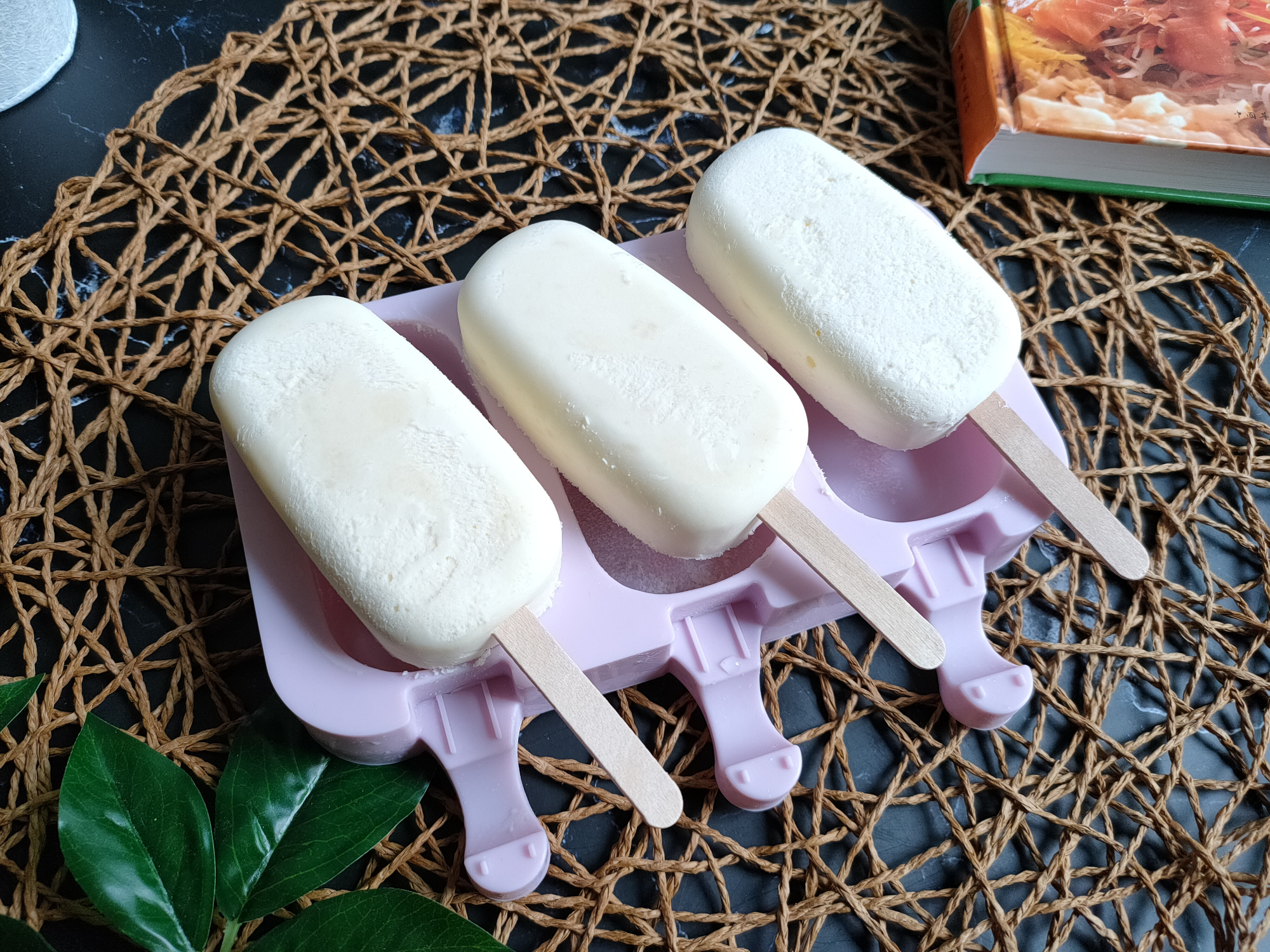 雪糕的制作方法（制作雪糕无冰渣的小妙招分享）(2)