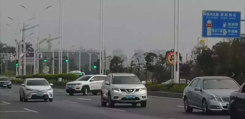 50岁重庆男子考科目一成考霸，10分钟交出满分答卷，竟是暗藏玄机！