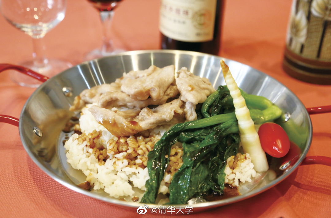 清华大学的伙食有多好？厨师年年外出学艺，为了吃，高考也值得拼