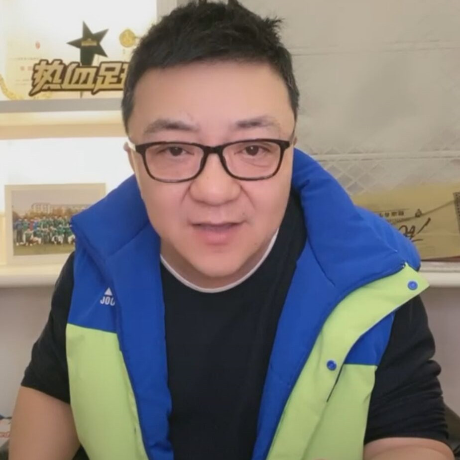 02李明为什么没进世界杯(董路直播说出：李明落选02年世界杯大名单真正的原因)