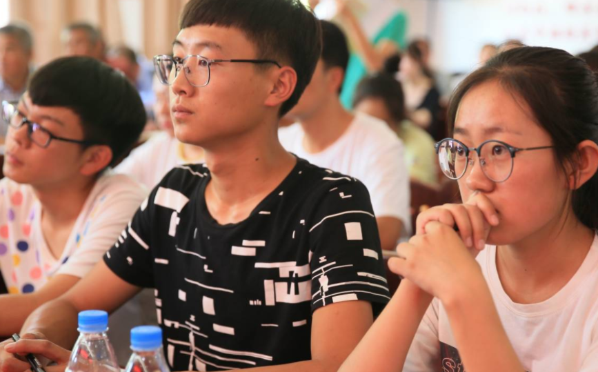 大学生贫困生补助证明（上了大学才知道）