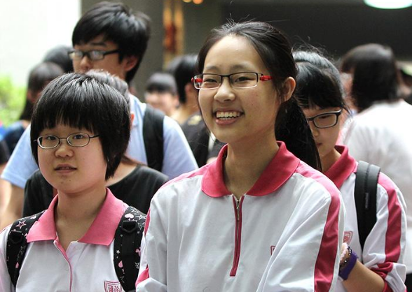 高考为啥不能用统一试卷，确保“公平”岂不更好？事实并非如此