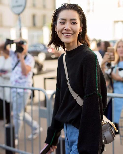 刘雯这些年到底靠谁？