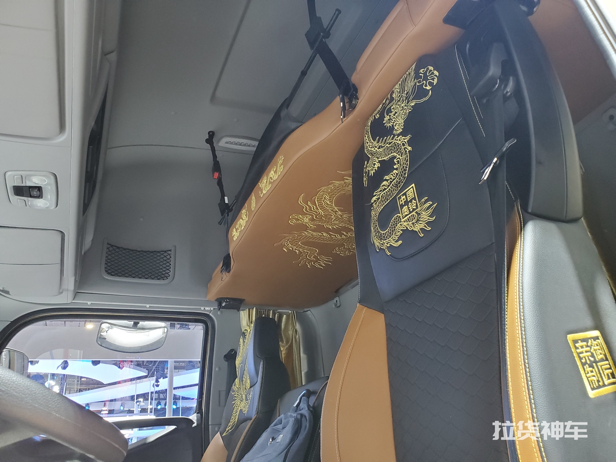 上海车展：奥铃皇宫版，欧曼580马力快递车，百万氢燃料重卡来袭