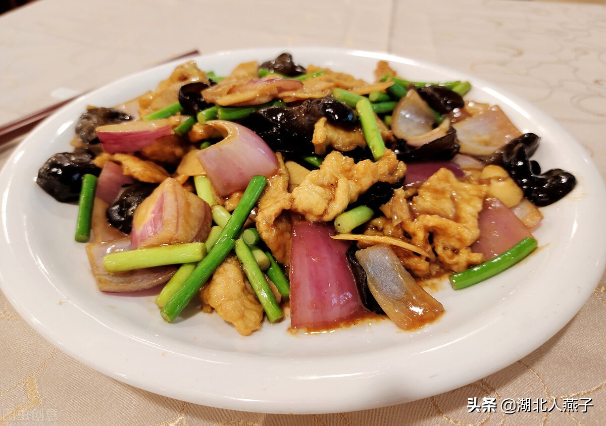 山西十大名菜排行榜：刀削面、过油肉、糖醋鲤鱼等经典晋菜全解析