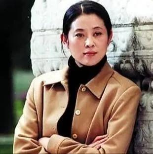 著名导演与“名门痞女”，央视一姐，内地第一美人的激情往事