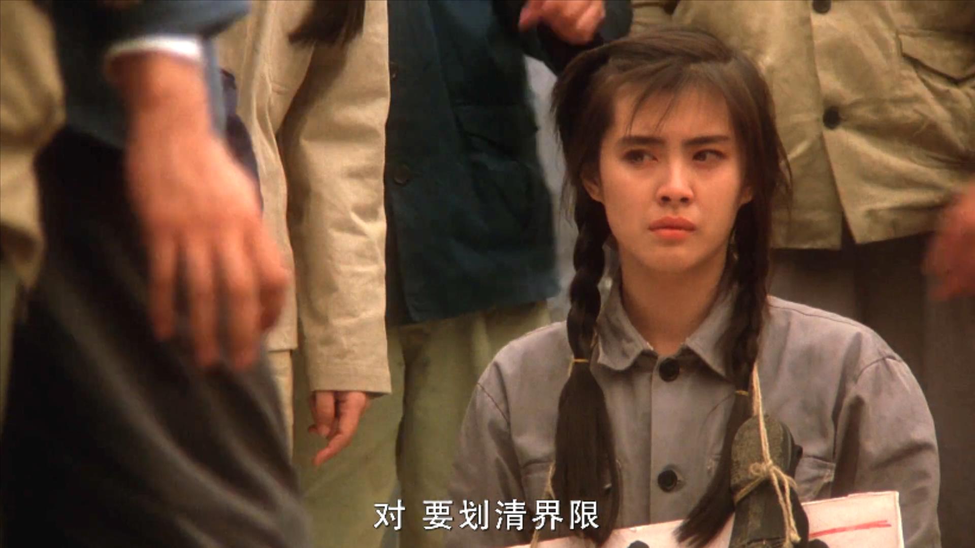 32年前，王祖贤大尺度出演潘金莲，曾志伟的武大郎更是形象贴切