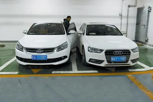 建筑师们,请不要再设计这种停车位了