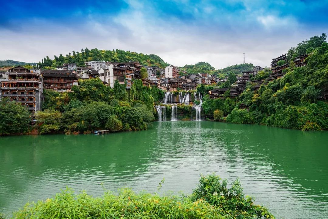 湖南五一假期旅游,这6个美如仙境的精华景点,不能错过吧? 
