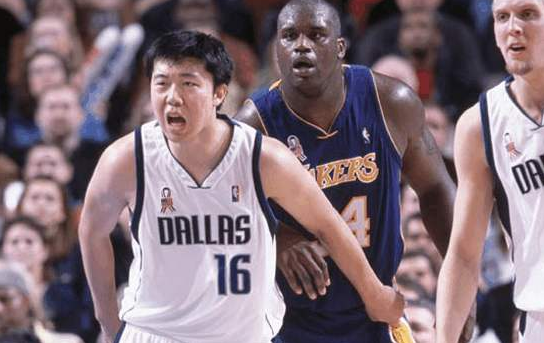 王治郅的NBA生涯为何失败？除了“不归门”事件,这点也很重要