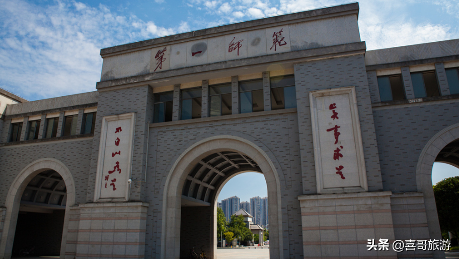 湖南长沙旅游十大必去景区(湖南长沙十大景点是哪几个？自驾游怎么安排行程？)