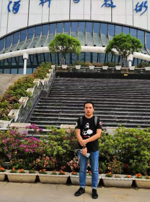 湖北又现“最强宿舍”！寝室6人全部考研成功，将赴名校继续深造