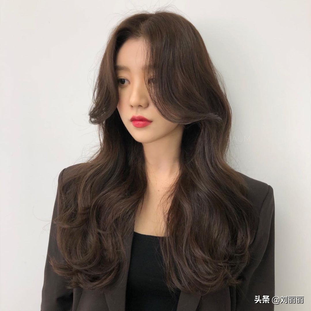 既然你我相遇,那就是缘分,关注时尚,关注发型,关注刘丽丽