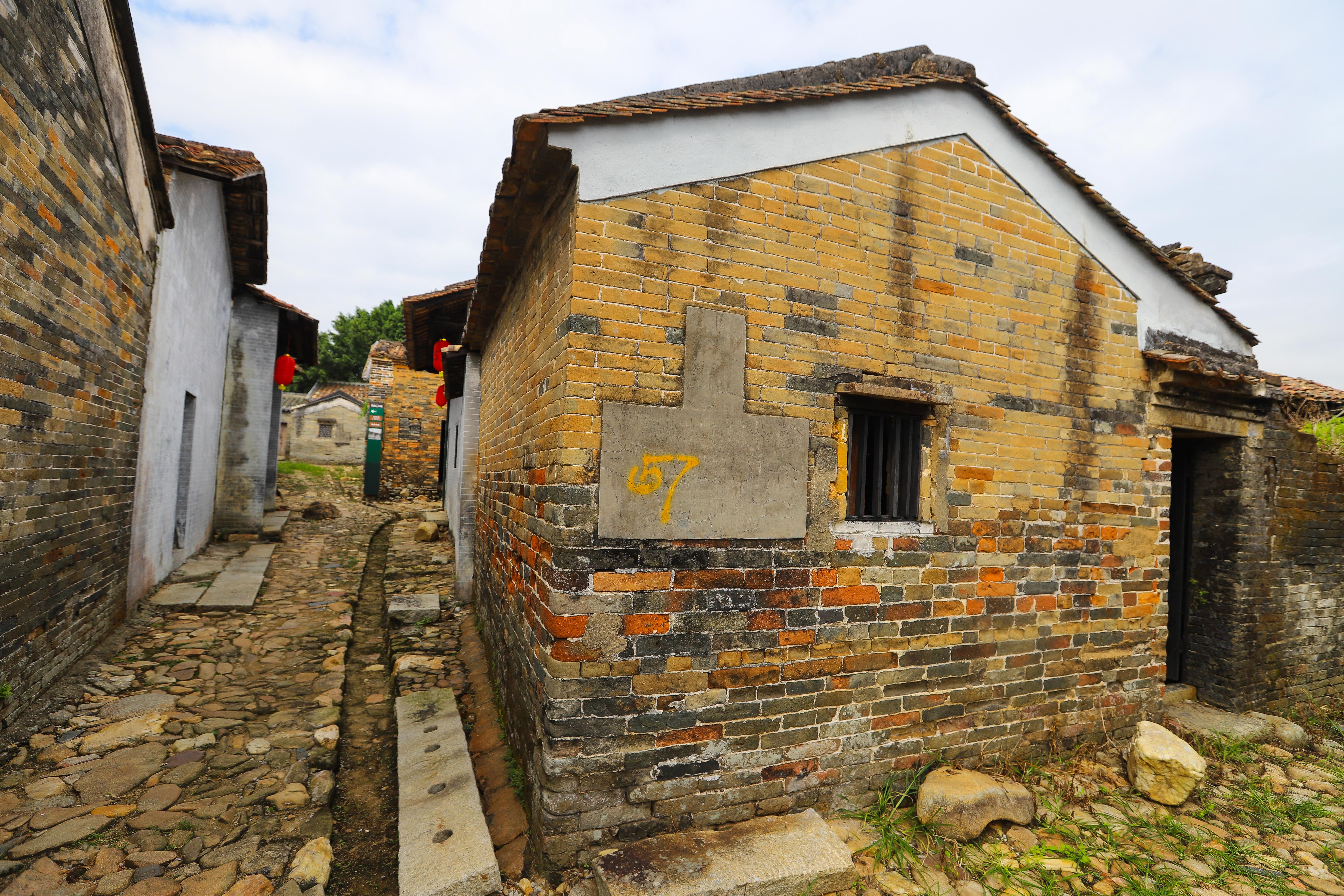 广州周边自驾游，街巷弯如迷宫的钱岗村，岭南民居建筑博物馆
