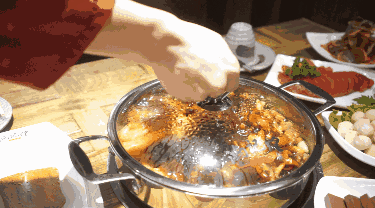 黄记煌爆品鸡翅三汁焖锅，手把手教你在家做，15分钟就能上桌开吃