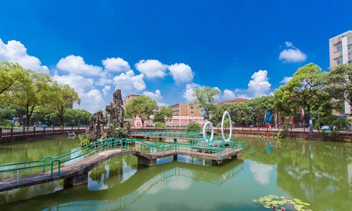 #长江大学，湖北省属高校中规模最大、学科门类最齐全综合性大学