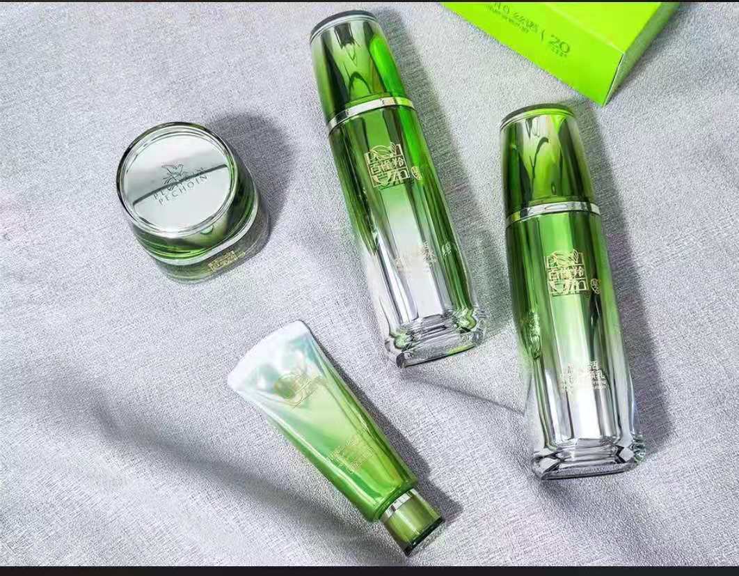 “国货之光”百雀羚是真的有那么差？还是有人恶意诋毁呢