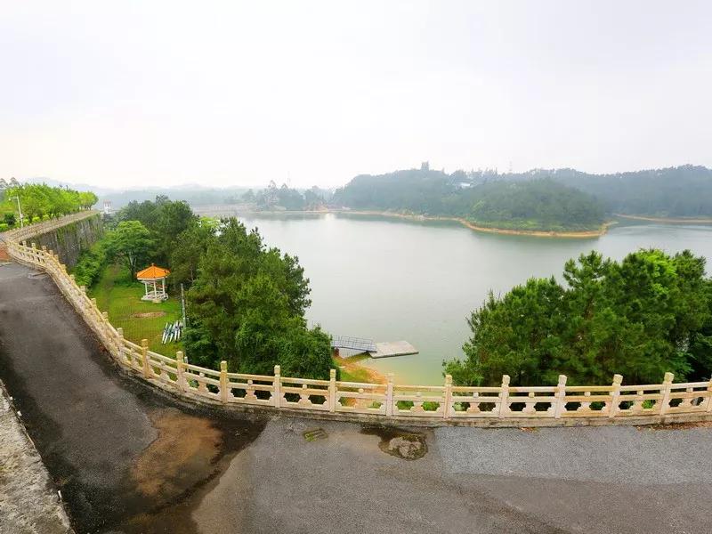 2020年广东最美的中职学校排名，你的学校可以C位出道吗？