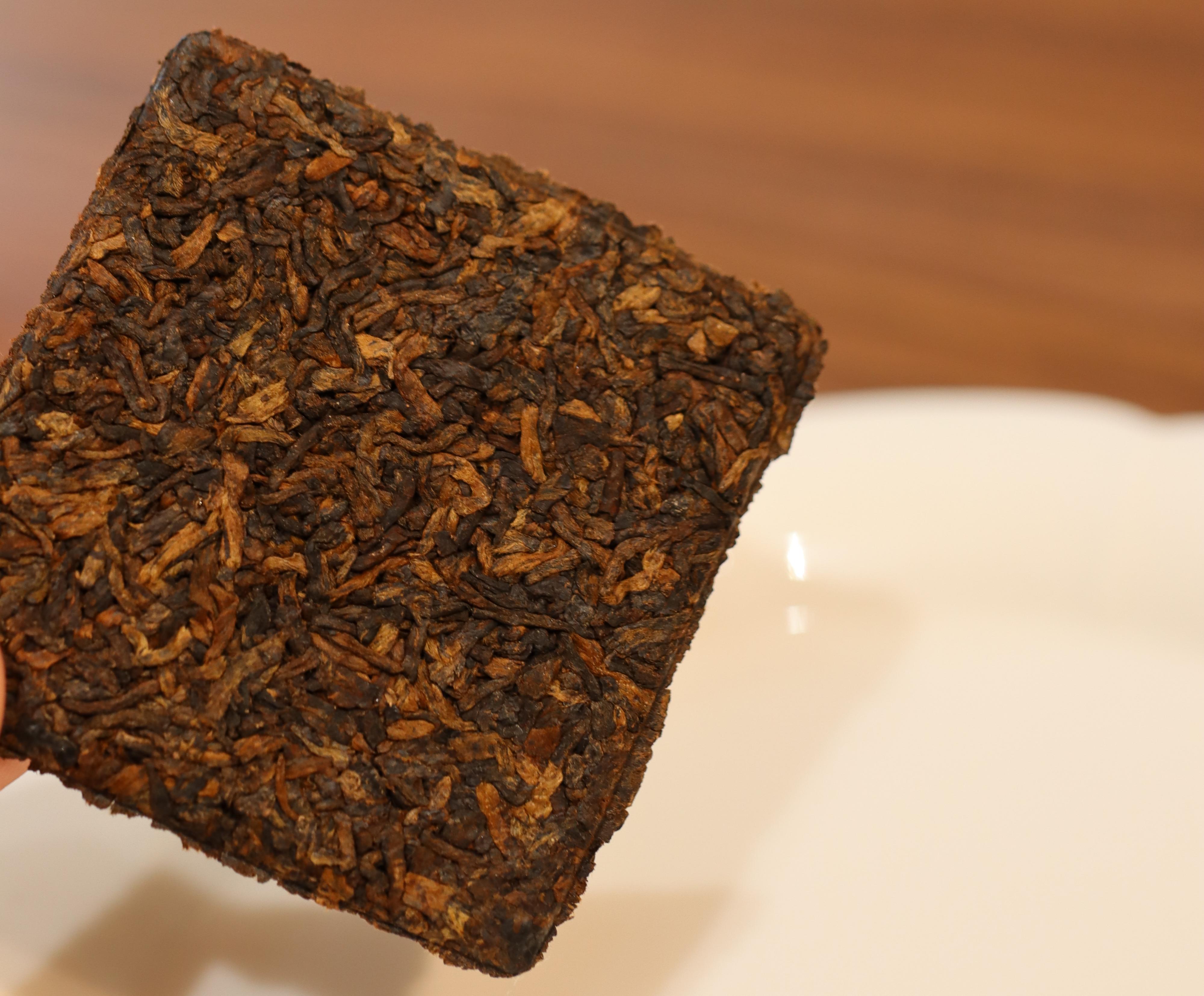 喝普洱，喝生茶好，還是熟茶好？