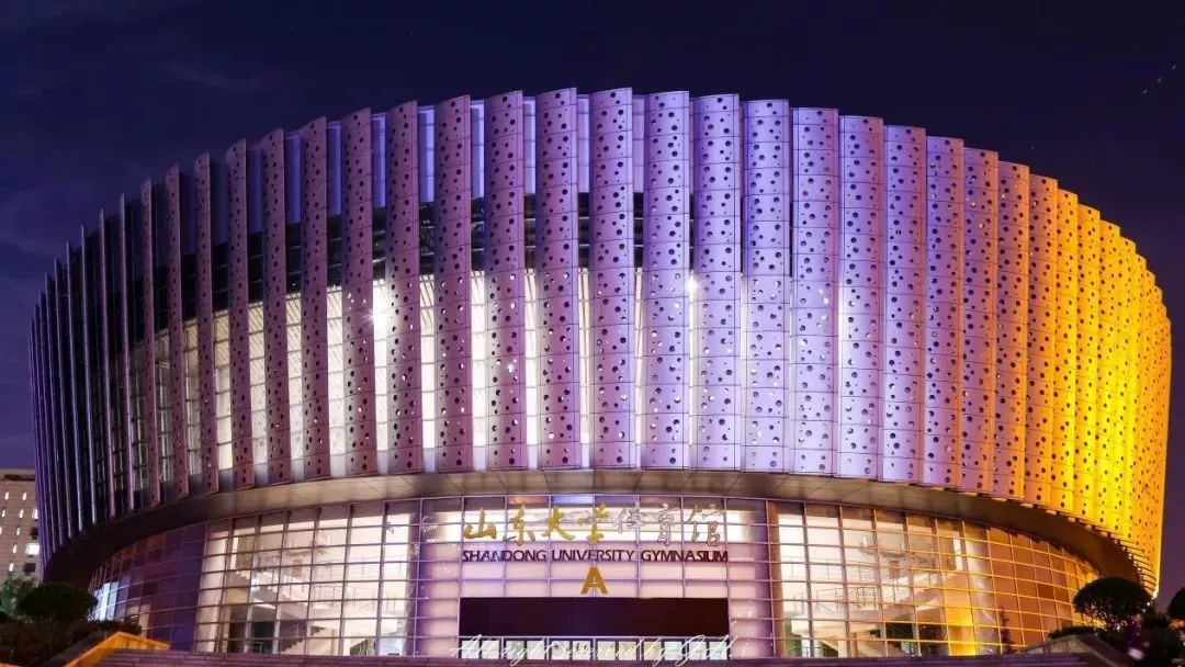 山东“超大”高校：占地8000余亩，坐拥8大校区、30个食堂，京沪高铁直通！