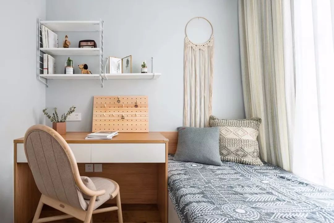 飘窗空间别浪费，照着这样设计，好看又实用