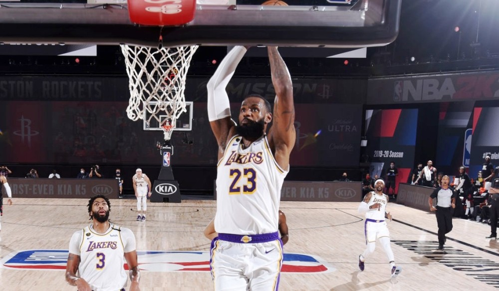 nba为什么有7连客(为何NBA对抗减少受伤却暴涨？三原因揭示：真不是球员身体退化)