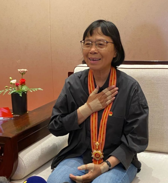 华坪女高校长张桂梅，被写进《简史》，她用行动诠释何为师者仁心