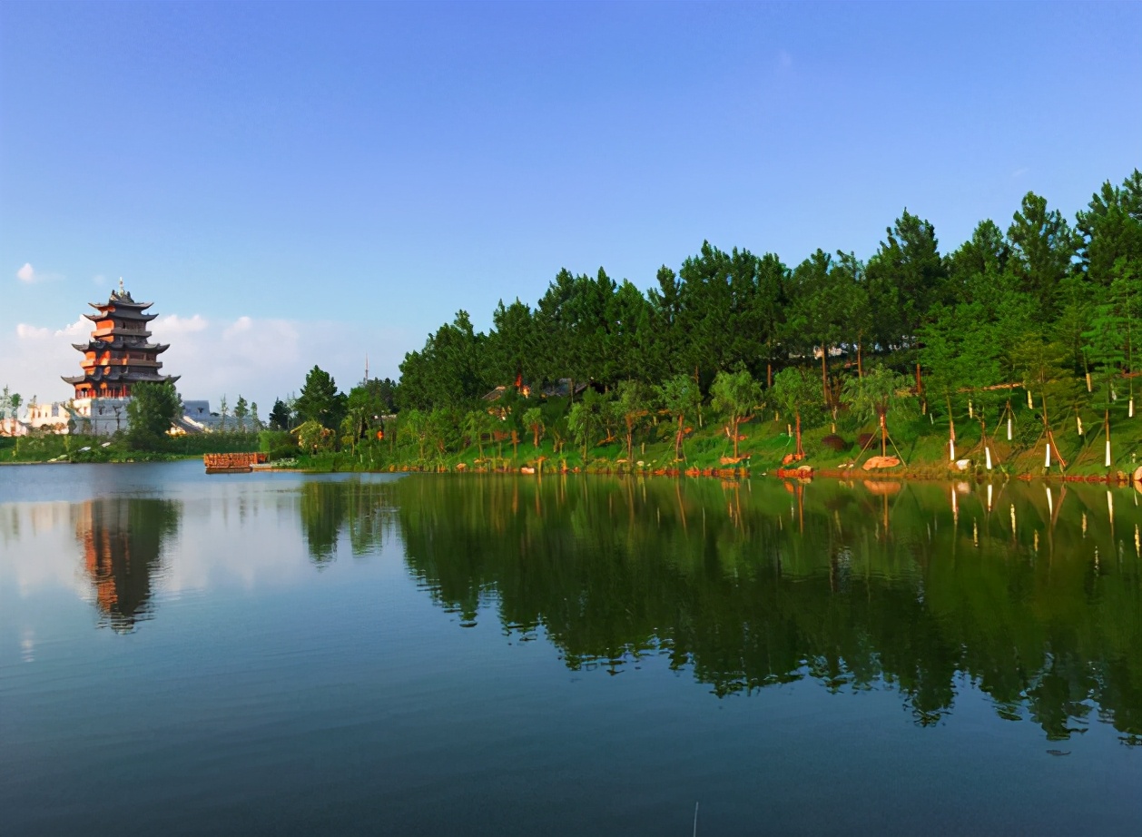 古诗里的夏日风光，短短二十八字，美如画卷