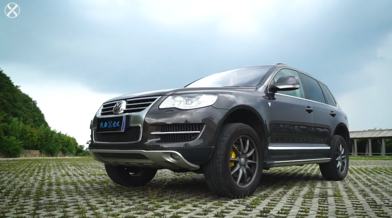 大众途锐pk宝马X5：手握20万选择哪台SUV？
