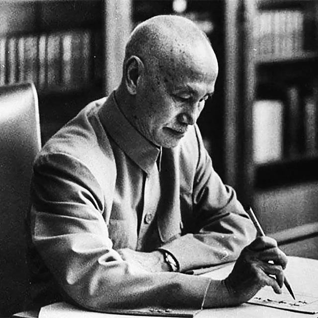 武汉大学首任校长晚年：随蒋去往台湾，退休后常叹气落泪