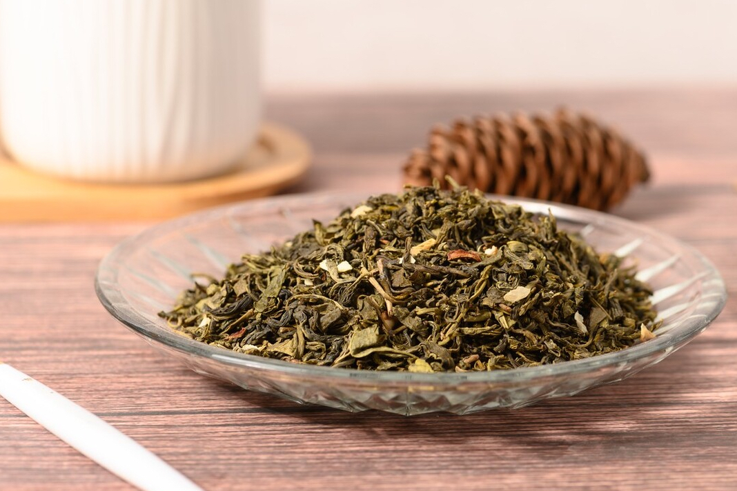 茶叶保质期多久？家中放了3年的普洱茶、红茶、白茶，还能喝吗？