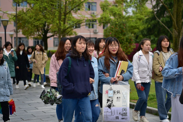 湖南新增“公办大学”，预设5500个学位，教育经费由政府“买单”