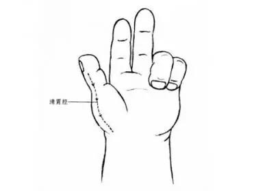 宝宝打嗝看着都难受，教你4招，宝宝打嗝问题轻松解决