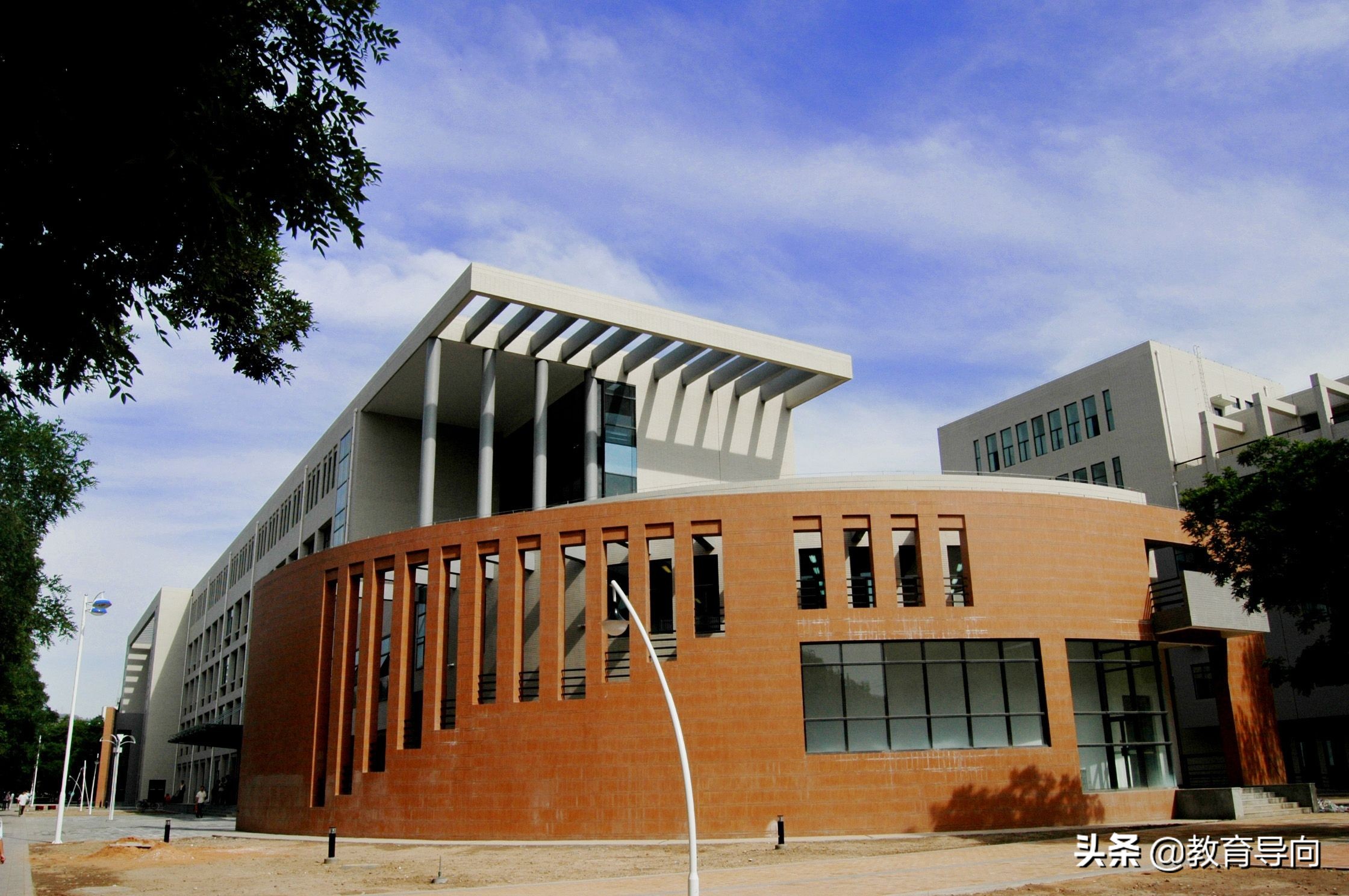 我国口碑很好的4所师范大学，当地就业率高，二本分数就能报考