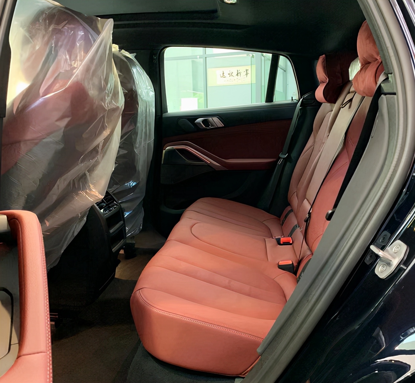 连降4万！体验宝马X6，长近5米，3.0T+空气悬架，奢华内饰真帅