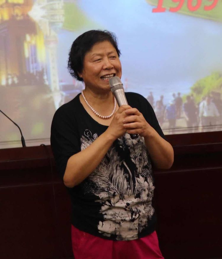 晓冰：在那遥远的地方