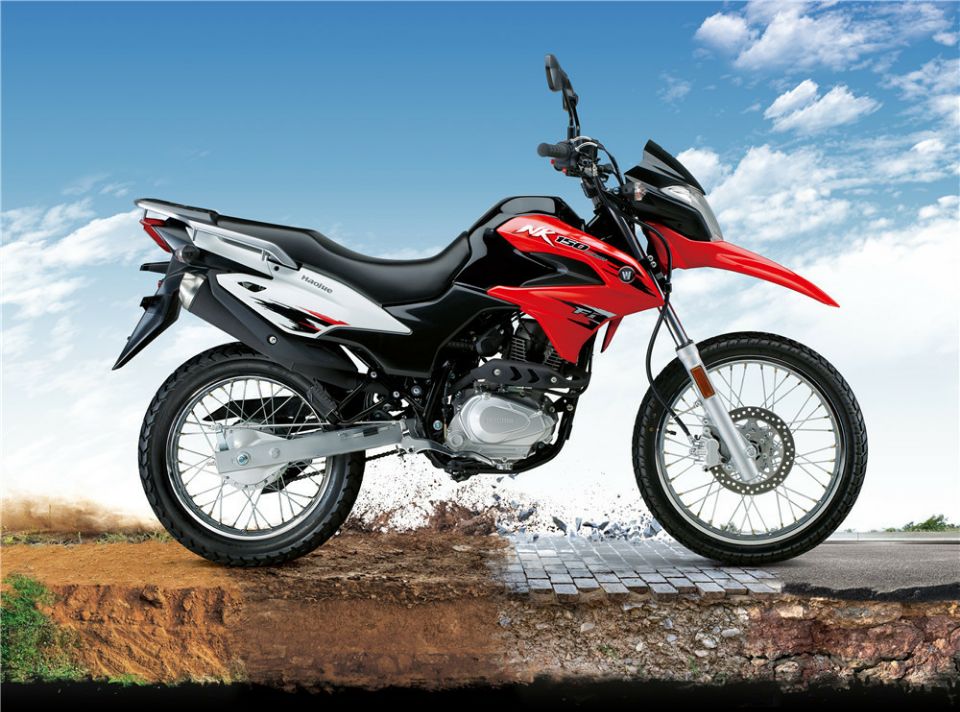 济南铃木悍道150大战NK150和CBF125T，能赢吗？