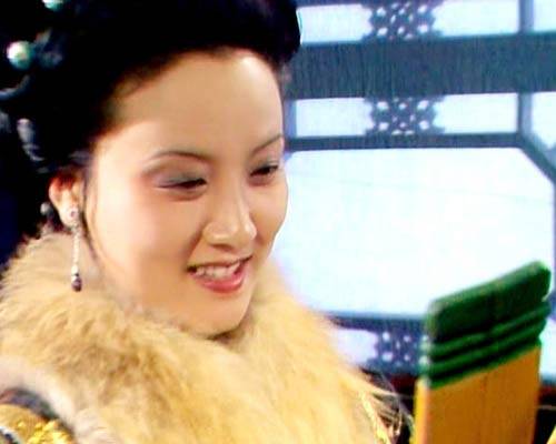 红楼人物谱之王熙凤：生如夏花，用灿烂浓烈的色调告诉世界我来过